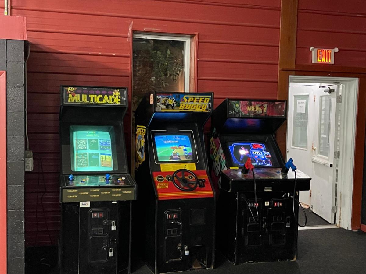 Camp Inn Lodge Oscoda Kültér fotó